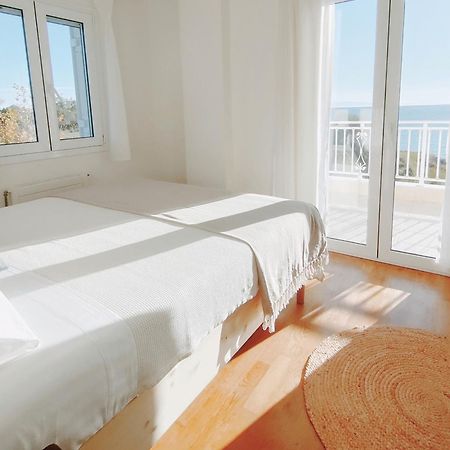 Kalamies - Secluded Beach Apartments Skala  エクステリア 写真
