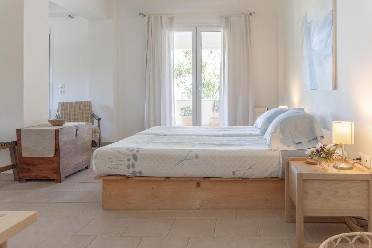 Kalamies - Secluded Beach Apartments Skala  エクステリア 写真