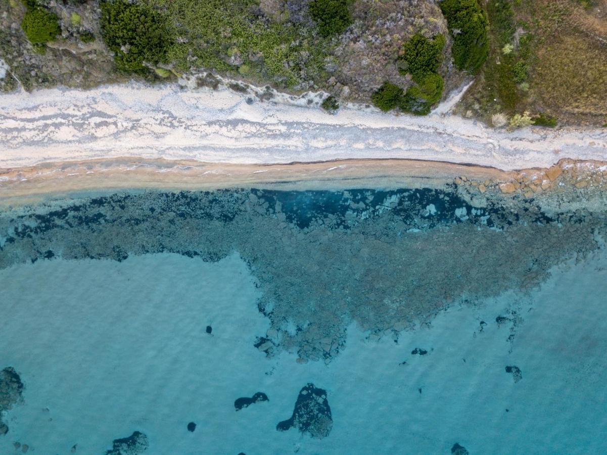 Kalamies - Secluded Beach Apartments Skala  エクステリア 写真
