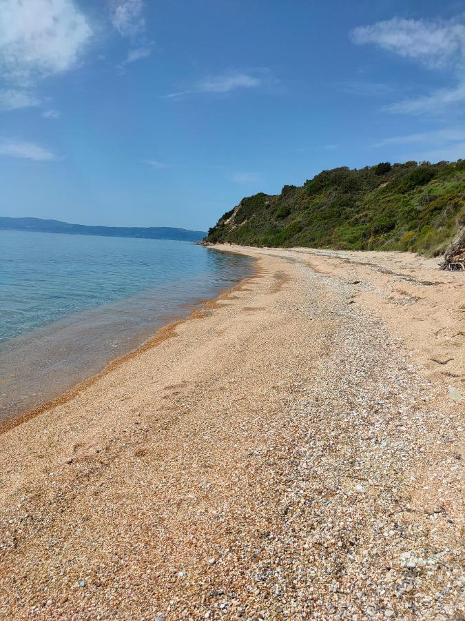 Kalamies - Secluded Beach Apartments Skala  エクステリア 写真