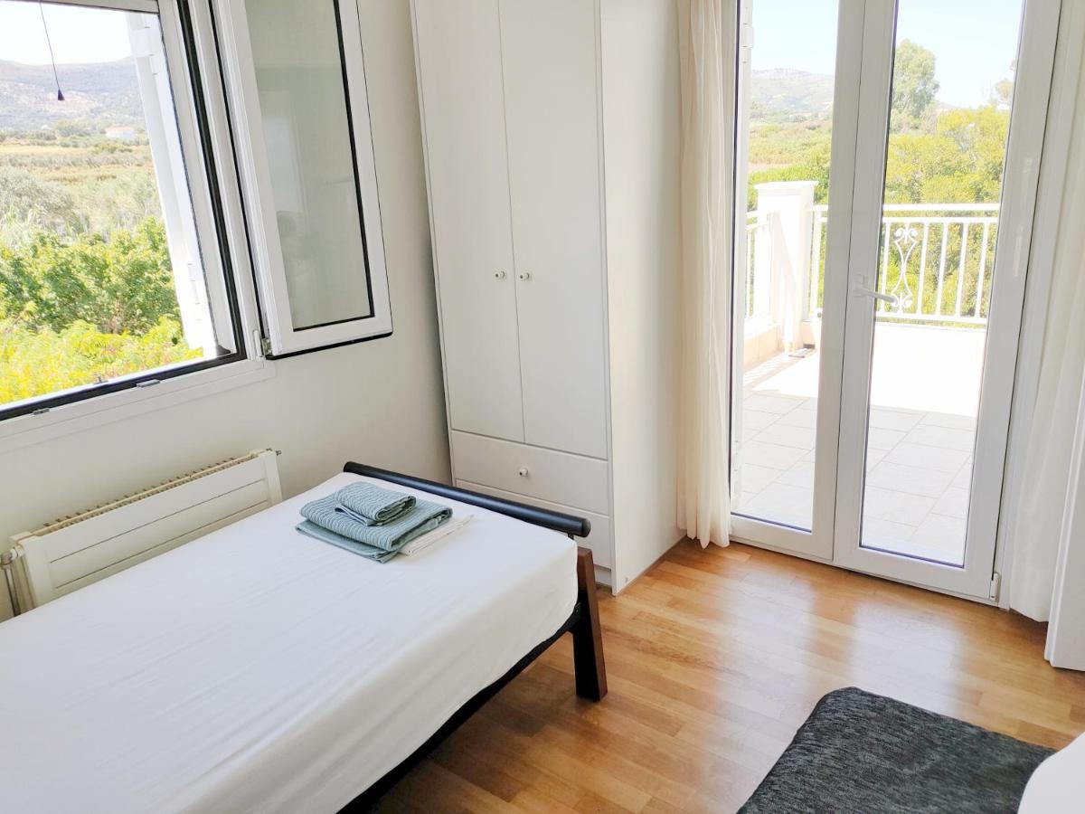 Kalamies - Secluded Beach Apartments Skala  エクステリア 写真