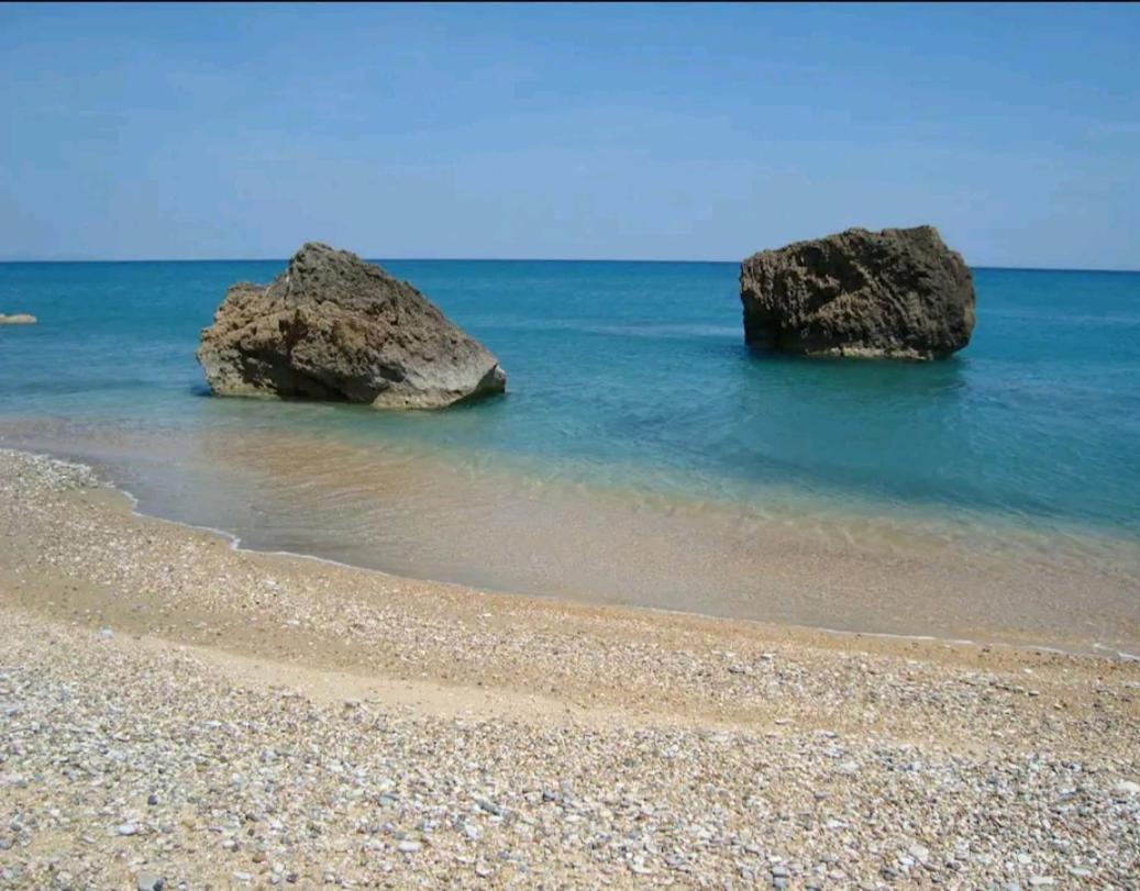 Kalamies - Secluded Beach Apartments Skala  エクステリア 写真